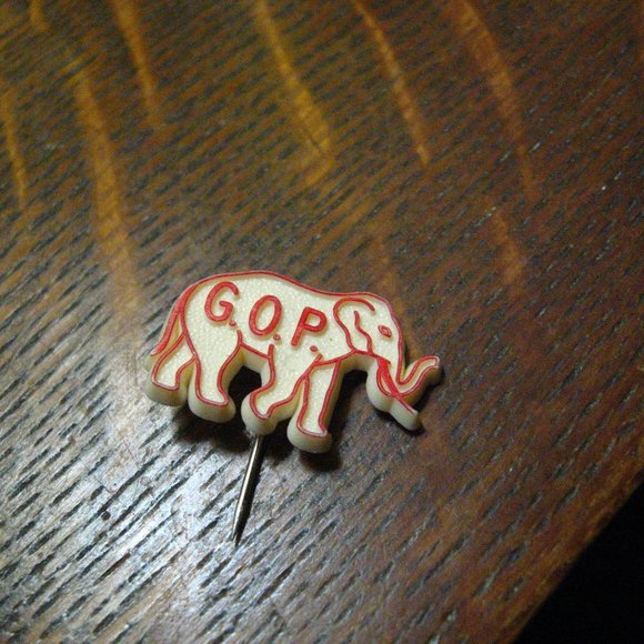 🐘 Republican Party Elephant Vintage Lapel Stick Pin - Picture 2 of 4